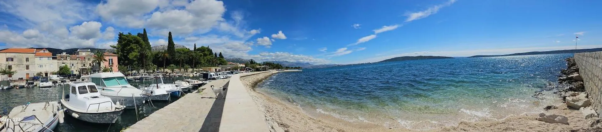 By Osibov, Holiday Home Kastela Homestay
