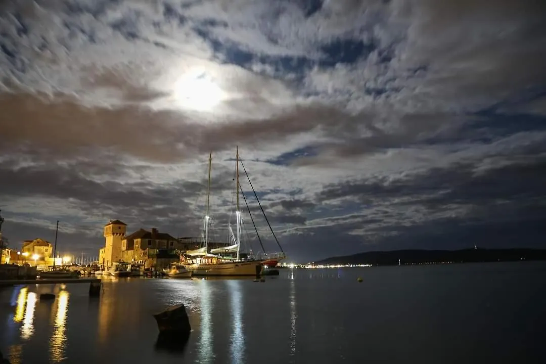 By Osibov, Holiday Home Kastela