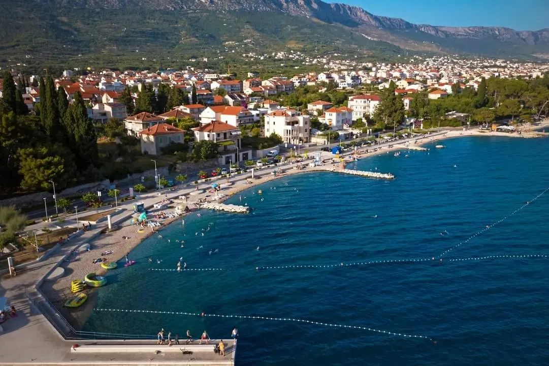 By Osibov, Holiday Home Kastela Croatia