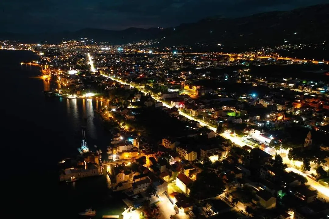 By Osibov, Holiday Home Kastela Croatia
