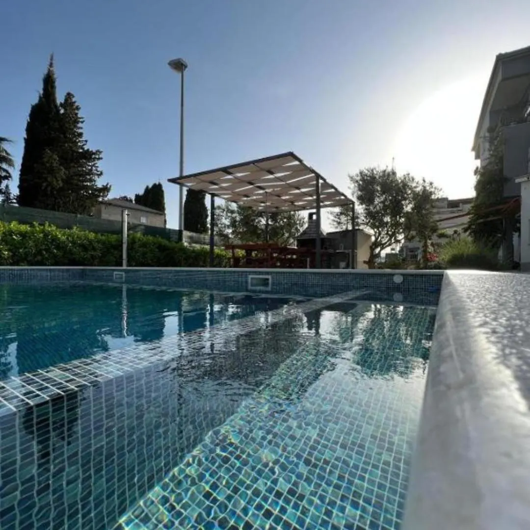 By Osibov, Holiday Home Kastela Homestay