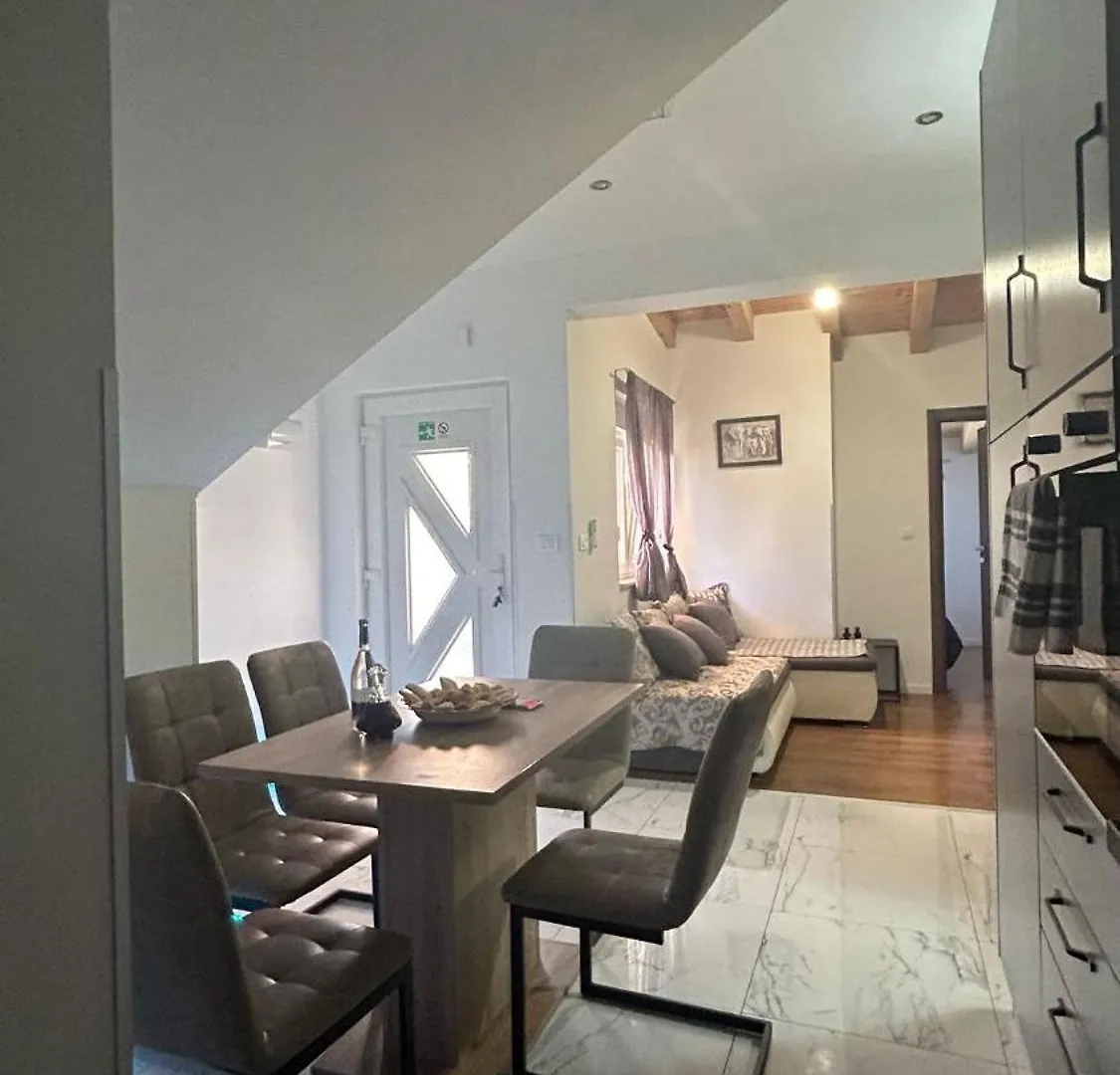 Homestay By Osibov, Holiday Home Kastela Croatia