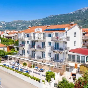 Hotel Aqua - Guest &, Kastela